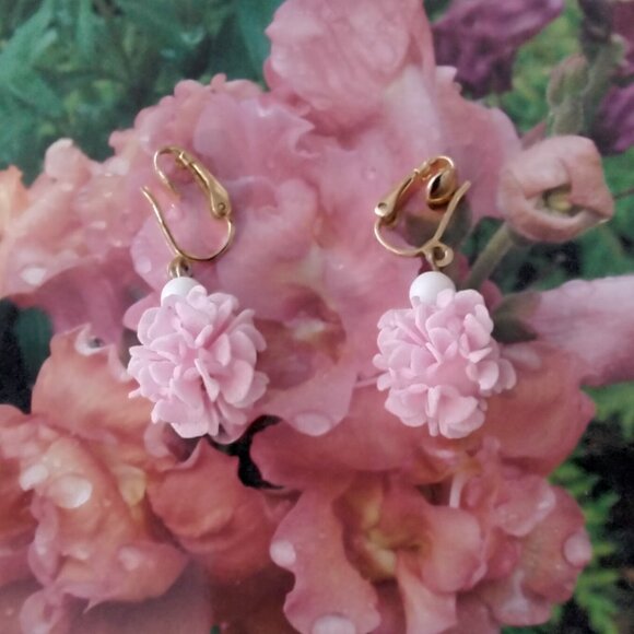 Vintage Pink Celluloid Flower Earrings with Clip-On Back - Picture 1 of 4